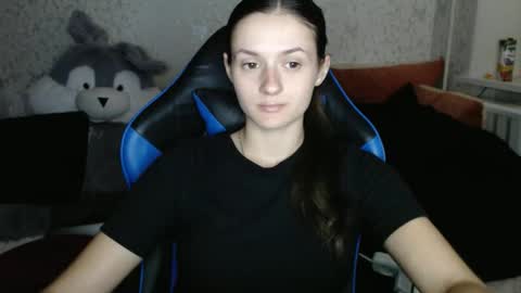 Amalia online show from November 4, 5:36 pm