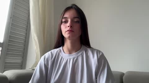 Sophia online show from June 1, 9:49 pm