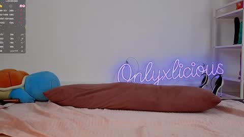 Xena online show from November 20, 7:44 pm