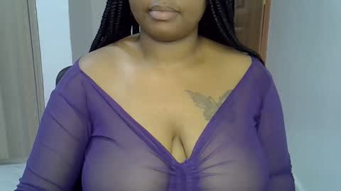 Snapshot of onlyyhazelbrown chatting on September 13, 1:13 pm Patience online show from September 13, 1:13 pm