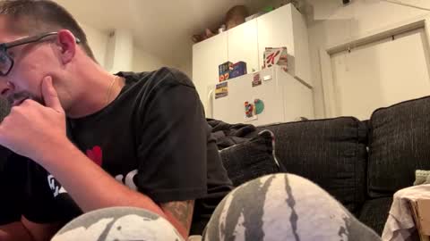 onthecumup69 online show from November 23, 2:26 pm