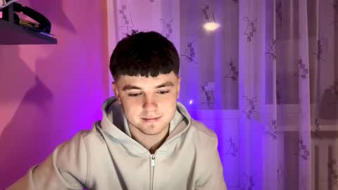 Mike online show from November 15, 7:04 pm