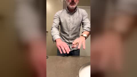 orbobcat0420 online show from April 22, 10:44 am