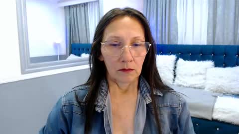 Oriana  online show from September 26, 1:41 pm