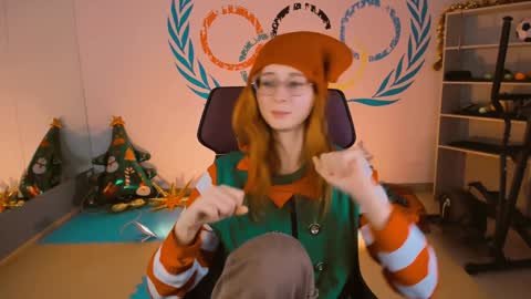 Snapshot of orianna_blade chatting on December 26, 12:16 pm Orianna -  Hi Im into geek culture cosplay crafting LARP games. Shall we play DnD online show from December 26, 12:16 pm