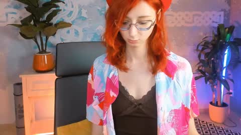 Snapshot of orianna_blade chatting on January 23, 4:15 pm Orianna -  Hi Im into geek culture cosplay crafting LARP games. Shall we play DnD online show from January 23, 4:15 pm