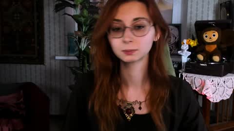 Snapshot of orianna_blade chatting on January 5, 3:13 pm Orianna -  Hi Im into geek culture cosplay crafting LARP games. Shall we play DnD online show from January 5, 3:13 pm