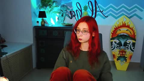 Snapshot of orianna_blade chatting on January 10, 6:06 pm Orianna -  Hi Im into geek culture cosplay crafting LARP games. Shall we play DnD online show from January 10, 6:06 pm