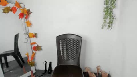 Snapshot of orimoreti chatting on October 27, 9:15 pm Oriana Moreti online show from October 27, 9:15 pm