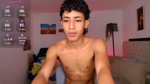 ostin 18hot online show from February 18, 8:41 pm