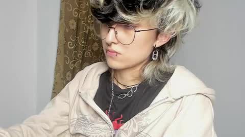 Otto 3 online show from January 18, 2:25 am