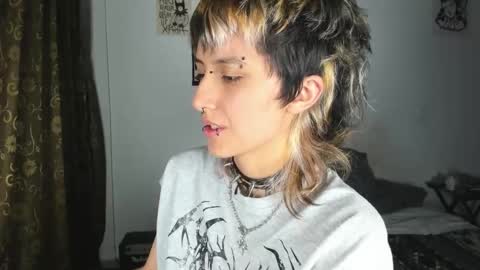 Otto 3 online show from March 22, 6:39 am