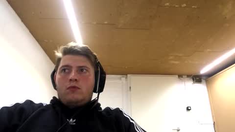 outflayd online show from December 3, 11:59 pm