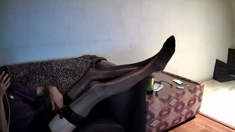 Snapshot of outtamatik chatting on September 12, 2:13 am G online show from September 12, 2:13 am