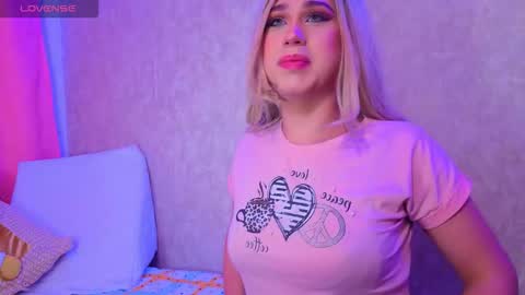 owen desmond online show from December 15, 7:26 am