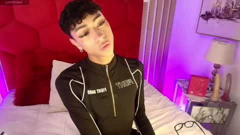 Owen online show from May 21, 3:57 am