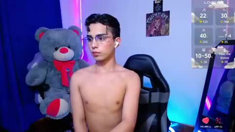Owen  Independent model  online show from June 14, 1:27 am