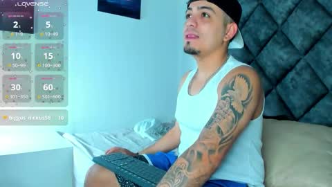 O W E N - S T O N E online show from November 22, 12:36 pm