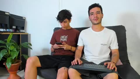 P online show from April 12, 2:04 am