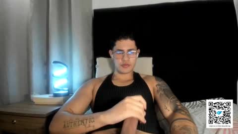 Snapshot of pablo_boston chatting on October 11, 8:41 am Javi online show from October 11, 8:41 am