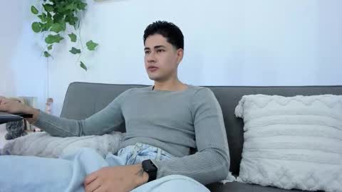 Javi    online show from February 3, 2:10 pm