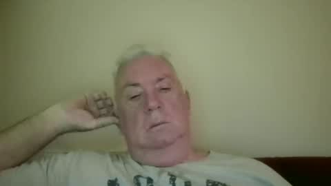 Snapshot of paige_notfound chatting on October 20, 9:42 pm paige_notfound online show from October 20, 9:42 pm