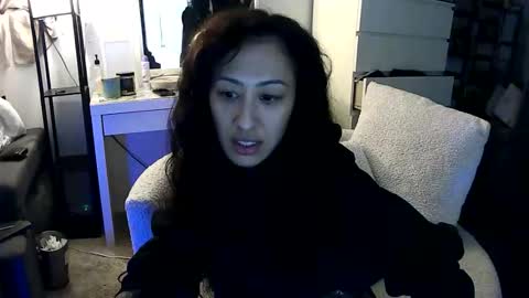 PerfectlyPainful online show from November 12, 5:43 am