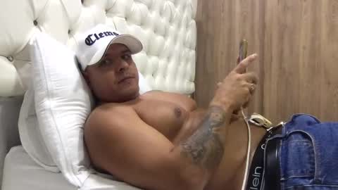 paisaexotico online show from September 29, 3:38 am