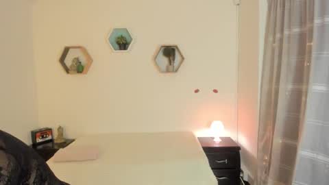 Paloma  online show from February 16, 9:13 pm