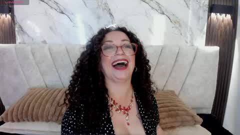 You can call me Mommy Goddess Queen online show from June 5, 4:34 pm
