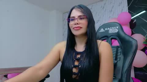 Pam online show from June 16, 5:06 pm