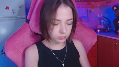 Pam online show from July 30, 7:03 pm