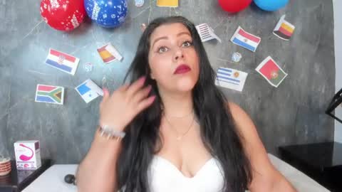 Pamela online show from June 21, 7:09 pm