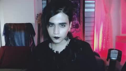 In bio online show from November 14, 6:48 am