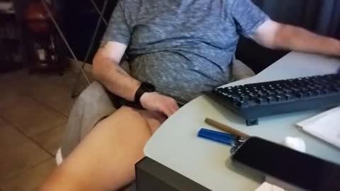 pantyrafke online show from December 2, 6:45 am