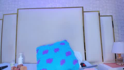 Paola  online show from February 21, 9:34 am