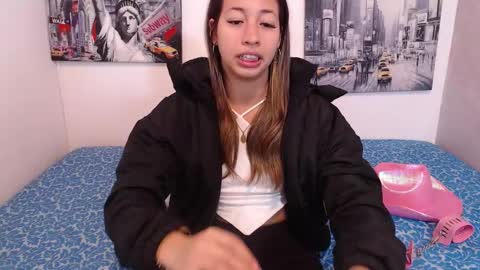 Paola online show from March 14, 1:04 pm