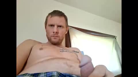 papapfouts online show from March 25, 3:19 pm