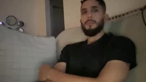 papicubano_guapo23cm online show from October 10, 6:19 am