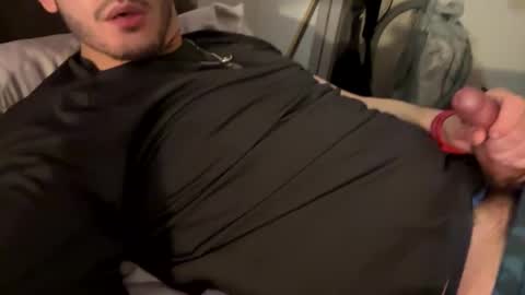 papitochulito_ online show from February 16, 12:32 pm