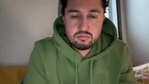 paprika_555 online show from April 24, 7:21 am