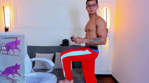 Ryan And Casper online show from March 2, 6:58 pm