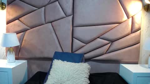 kitty online show from November 7, 1:46 pm