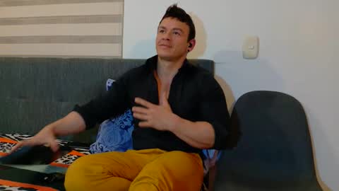 Mark Paris online show from November 7, 4:15 am