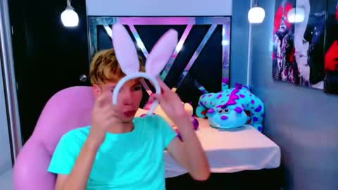 park_jimin1 online show from September 20, 5:27 pm