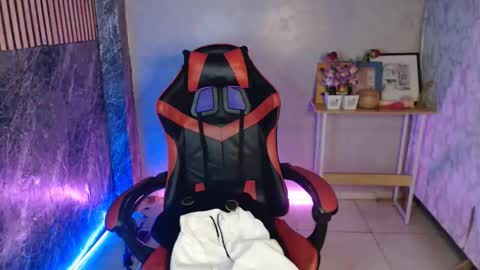 HENRY online show from October 29, 7:36 pm