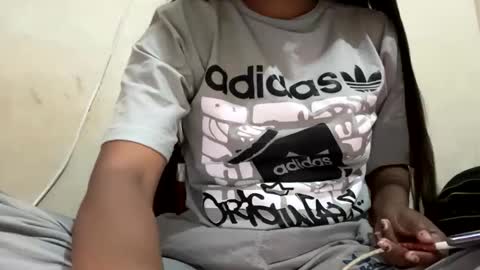 parneetu_642 online show from December 22, 4:41 am