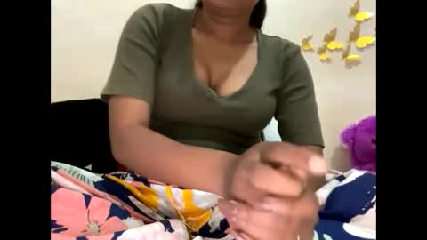 parneetu_642 online show from March 16, 5:44 am