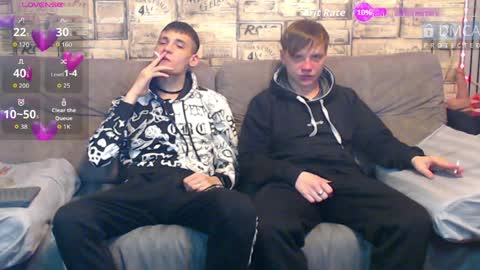 Max tall dark-haired guy with tattoos and Phil blond-haired online show from March 30, 1:49 am