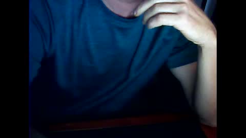 patou1995 online show from October 31, 7:36 pm